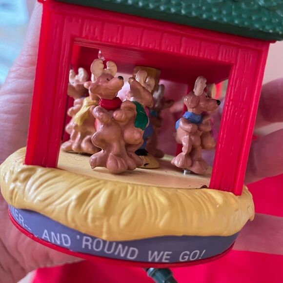 Hallmark Keepsake Santa’s Ho Ho Hoedown Magic Ornament - Picture 7 of 11